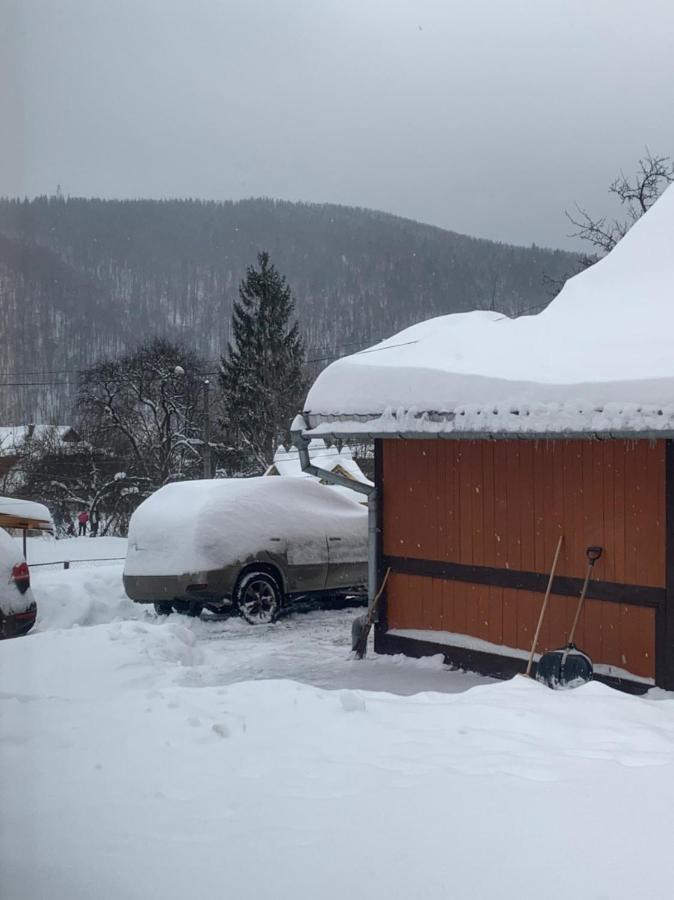 Котедж На Довбуша Jaremtsche Exterior foto